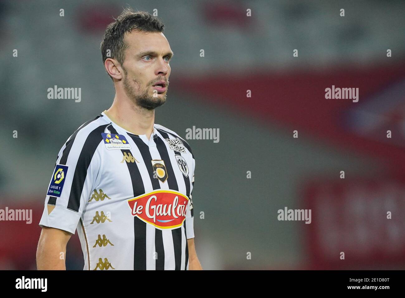 LILLE, FRANCE - JANUARY 6: Romain Thomas of Angers SCO during the Ligue 1 match between Lille OSC and Angers SCO at Stade Pierre Mauroy on January 6, 2021 in Lille, France (Photo by Jeroen Meuwsen/BSR Agency/Alamy Live News)*** Local Caption *** Romain Thomas Stock Photo