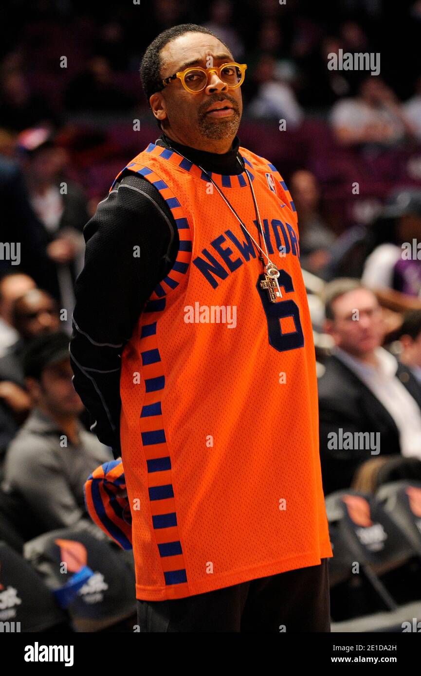 John Starks of the New York Knicks stands against the Sacramento