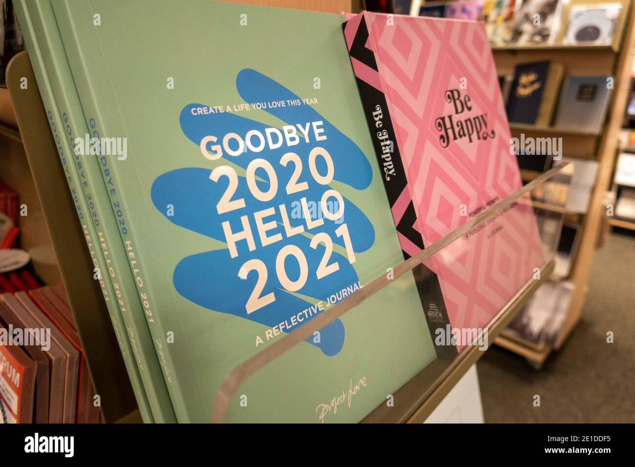 Barnes & Noble Booksellers on Fifth Avenue Display, NYC, USA Stock Photo