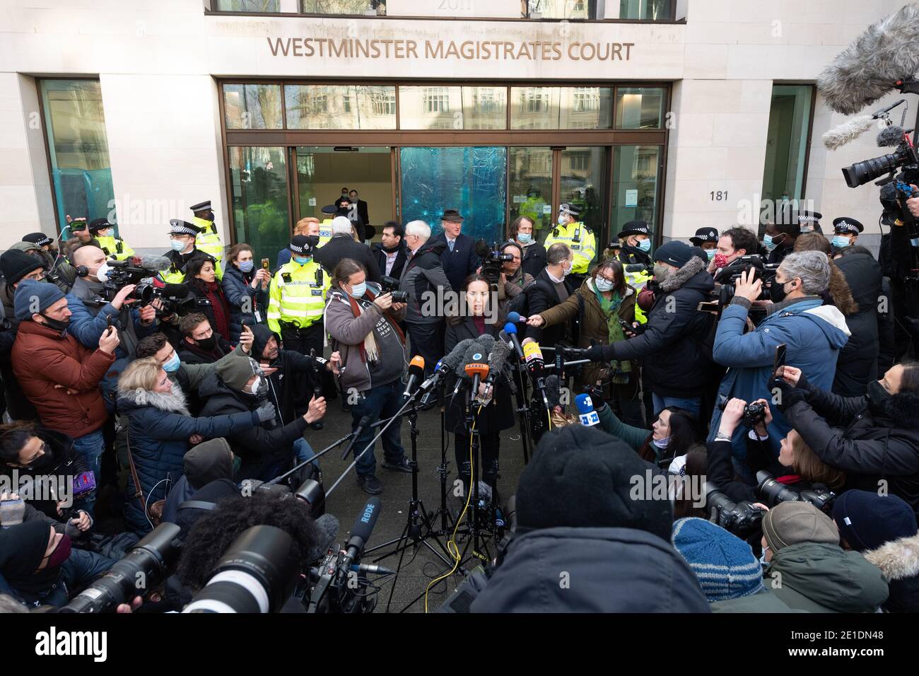 06 January 2021. London, United Kingdom. Stella Moris speaks at a bail hearing for her fiancée Julian Assange at Westminster Magistrates Court. Photo by Ray Tang. Stock Photo