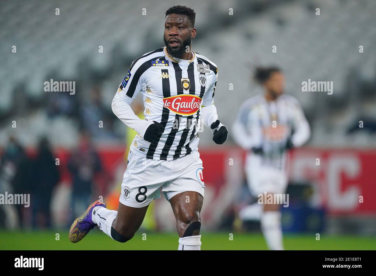 LILLE, FRANCE - JANUARY 6: Ismael Traore of Angers SCO during the Ligue 1 match between Lille OSC and Angers SCO at Stade Pierre Mauroy on January 6, 2021 in Lille, France (Photo by Jeroen Meuwsen/BSR Agency/Alamy Live News)*** Local Caption *** Ismael Traore Stock Photo