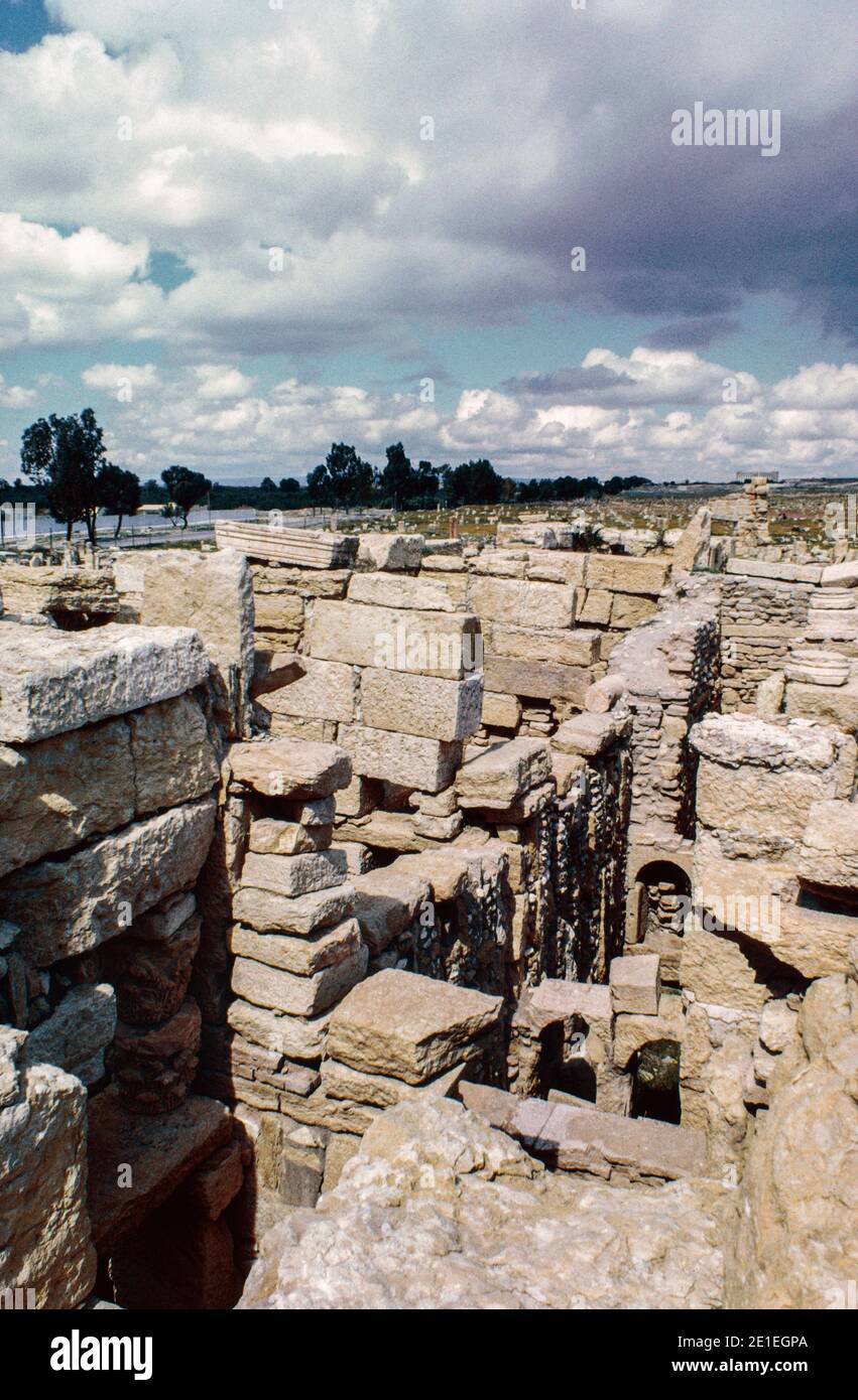 Tuttul The archaeological site of Sbeitla in north-central Tunisia. Roman ...