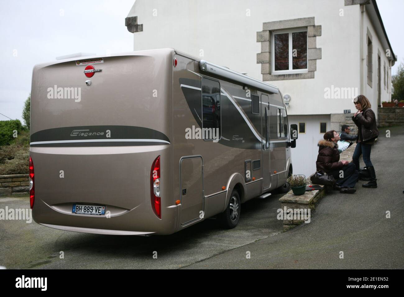 Jean Luc Delarue Camping Car Camping de Jean-Luc Delarue a Quimper, France le 24 Fevrier 2011 dans  lequel il va faire son tour de France 'anti-drogue'. Photo Francois Xavier  Gutton/ABACAPRESS.COM Stock Photo - Alamy