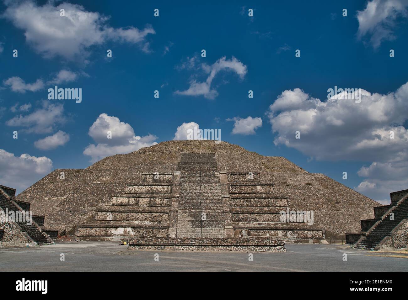 Ancient maya ruin pyramid of the sun in Teotihuacan (Mexico) with almost no people Stock Photo