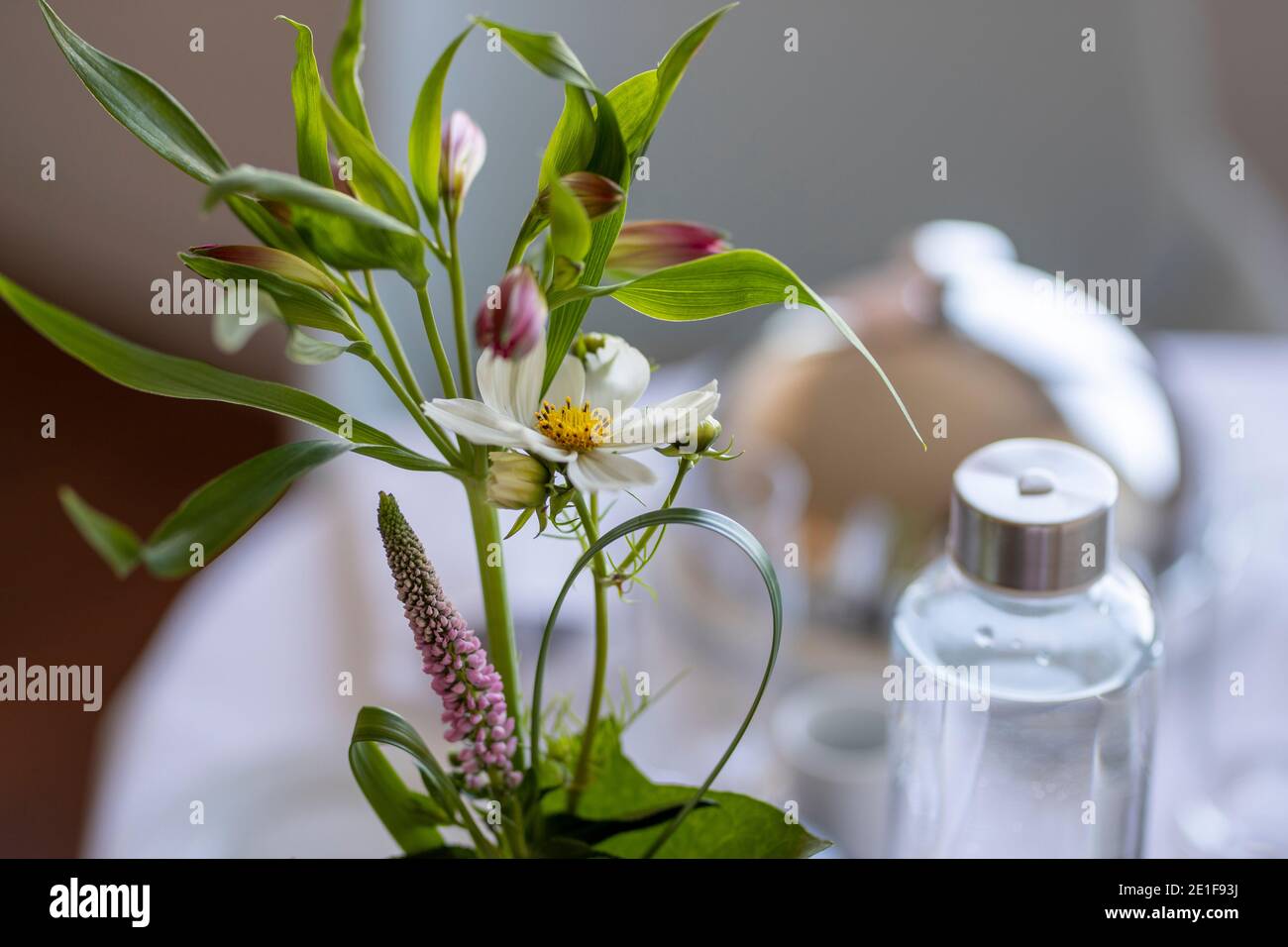 bouquet of flower in patient room Stock Photo Alamy