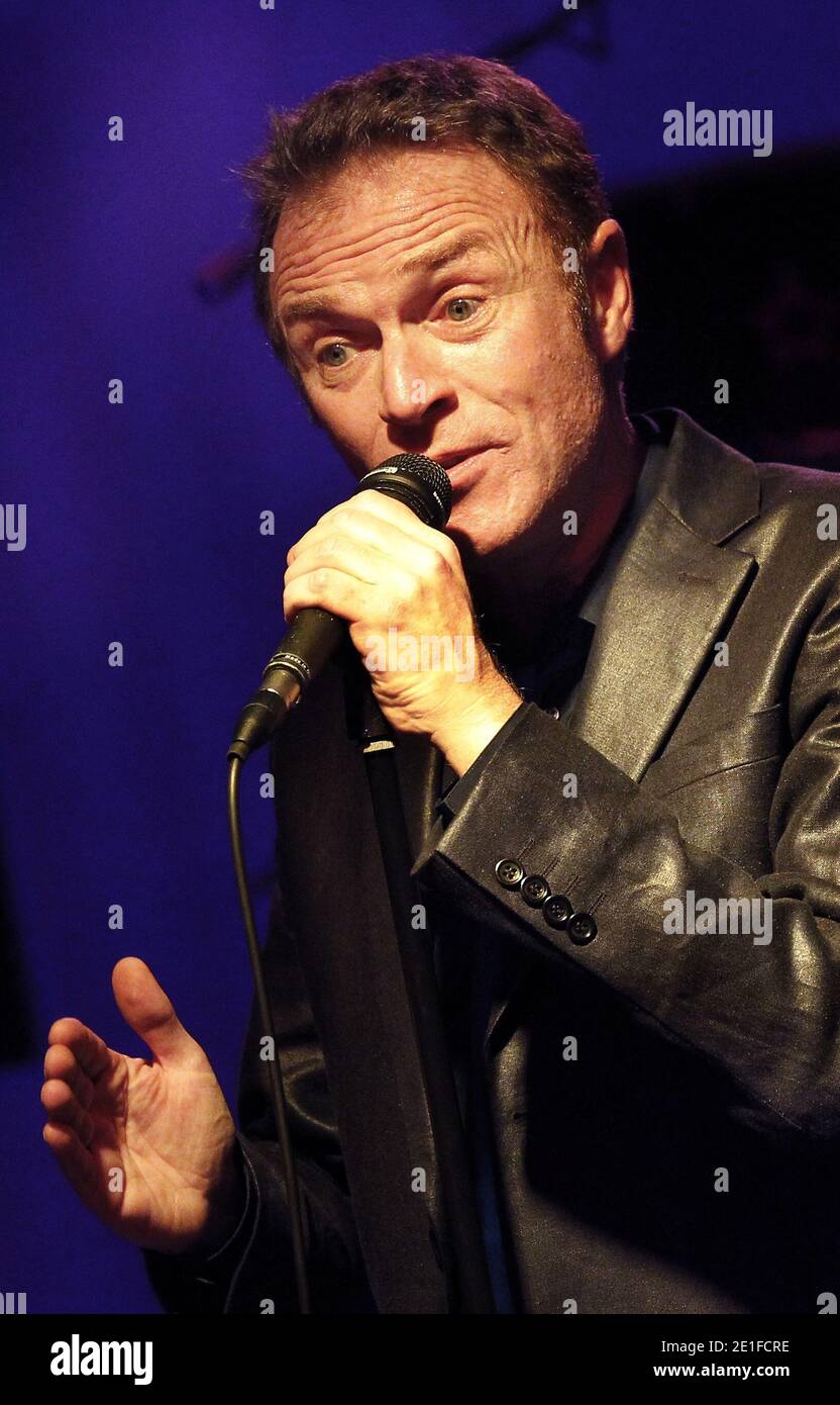 L'animateur vedette de France 2 et RTL, Christophe Hondelatte et ses ...
