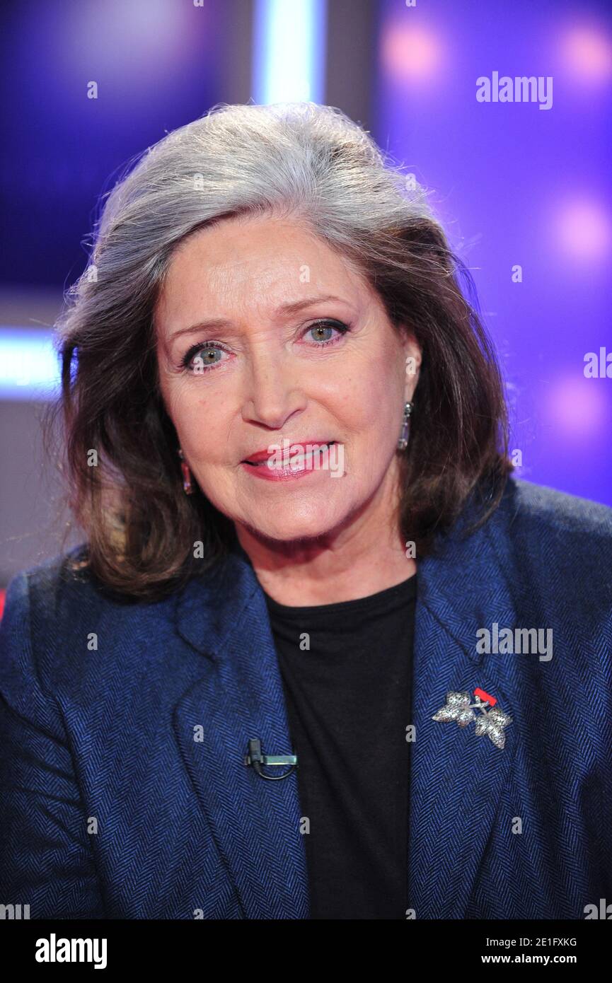 Francoise Fabian at the taping of 'Vie Privée Vie Publique' on March 30, 2011 in Paris, France. Photo by Max Colin/ABACAPRESS.COM Stock Photo