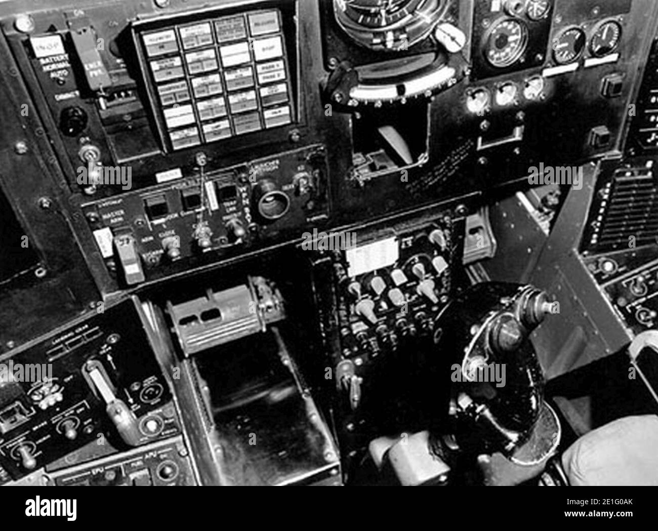 Lockheed F-117A cockpit 061006 Stock Photo - Alamy