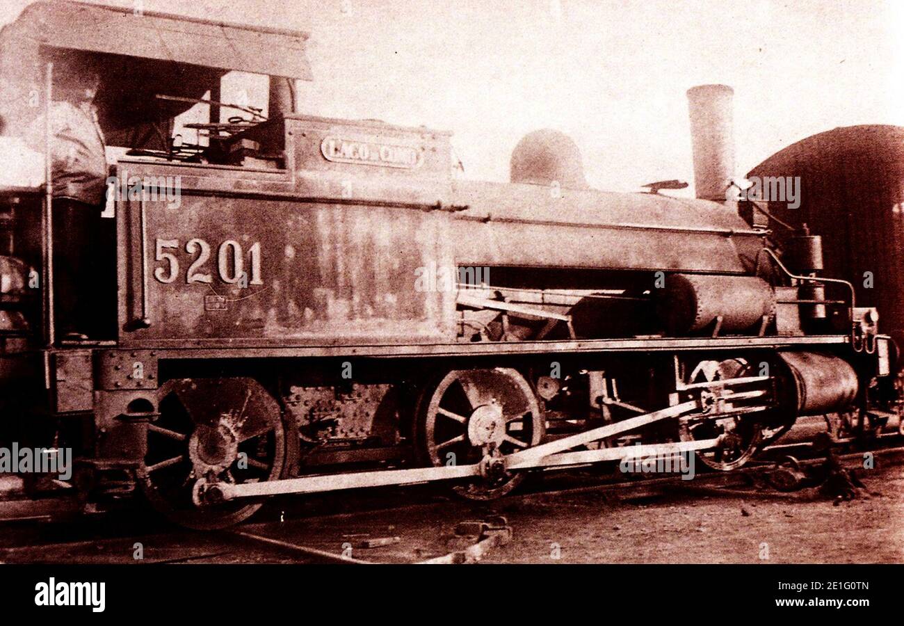locomotiva-rm-5201-2E1G0TN.jpg