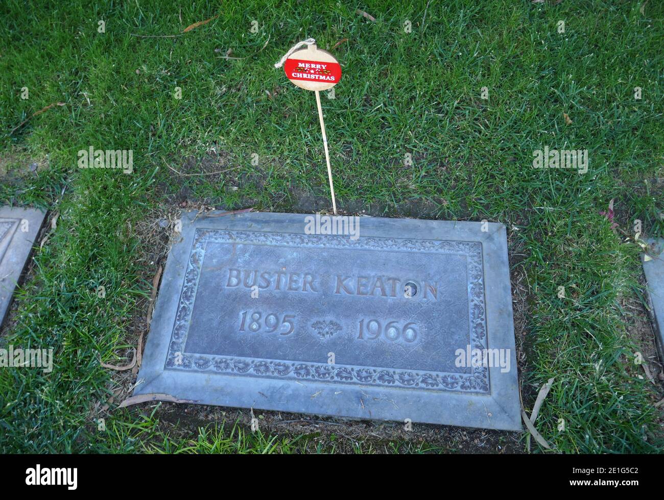 Buster Keaton (1895-1966) - Find a Grave Memorial