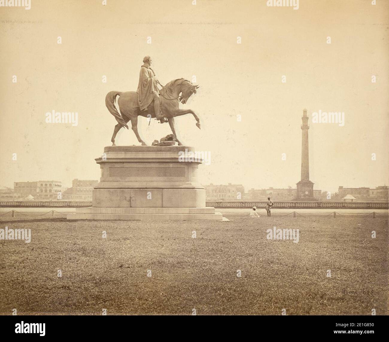 Lord Hardinge's statue and the Ochterlony Monument in Calcutta in the ...