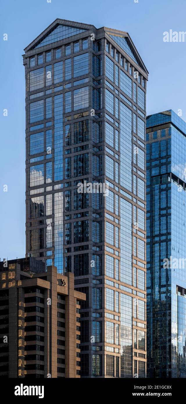 Exterior view of 77 West Wacker Drive, (previously the United Building) Chicago, Illinois, USA. Stock Photo