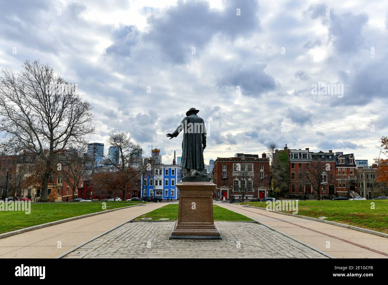 The Bunker Hill Monument was erected to commemorate the Battle of Bunker Hill, which was among the first major battles between British and Patriot for Stock Photo