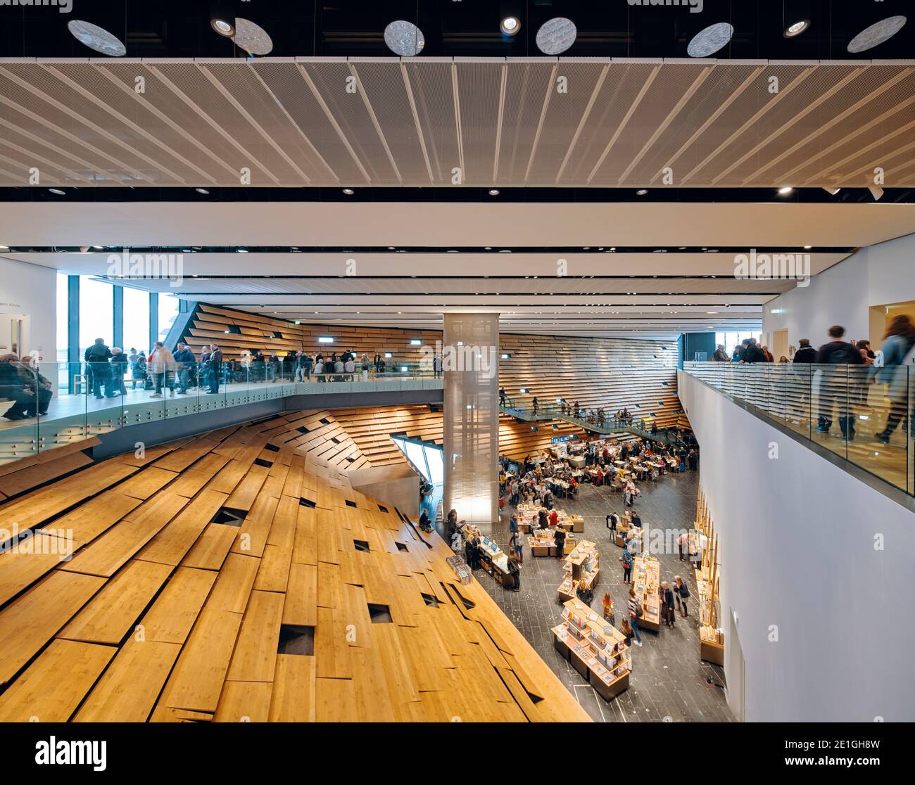 Interior view of the V&A Dundee by Japanese architect Kengo Kuma, a design museum on the waterfront of Dundee, Scotland, UK. Stock Photo