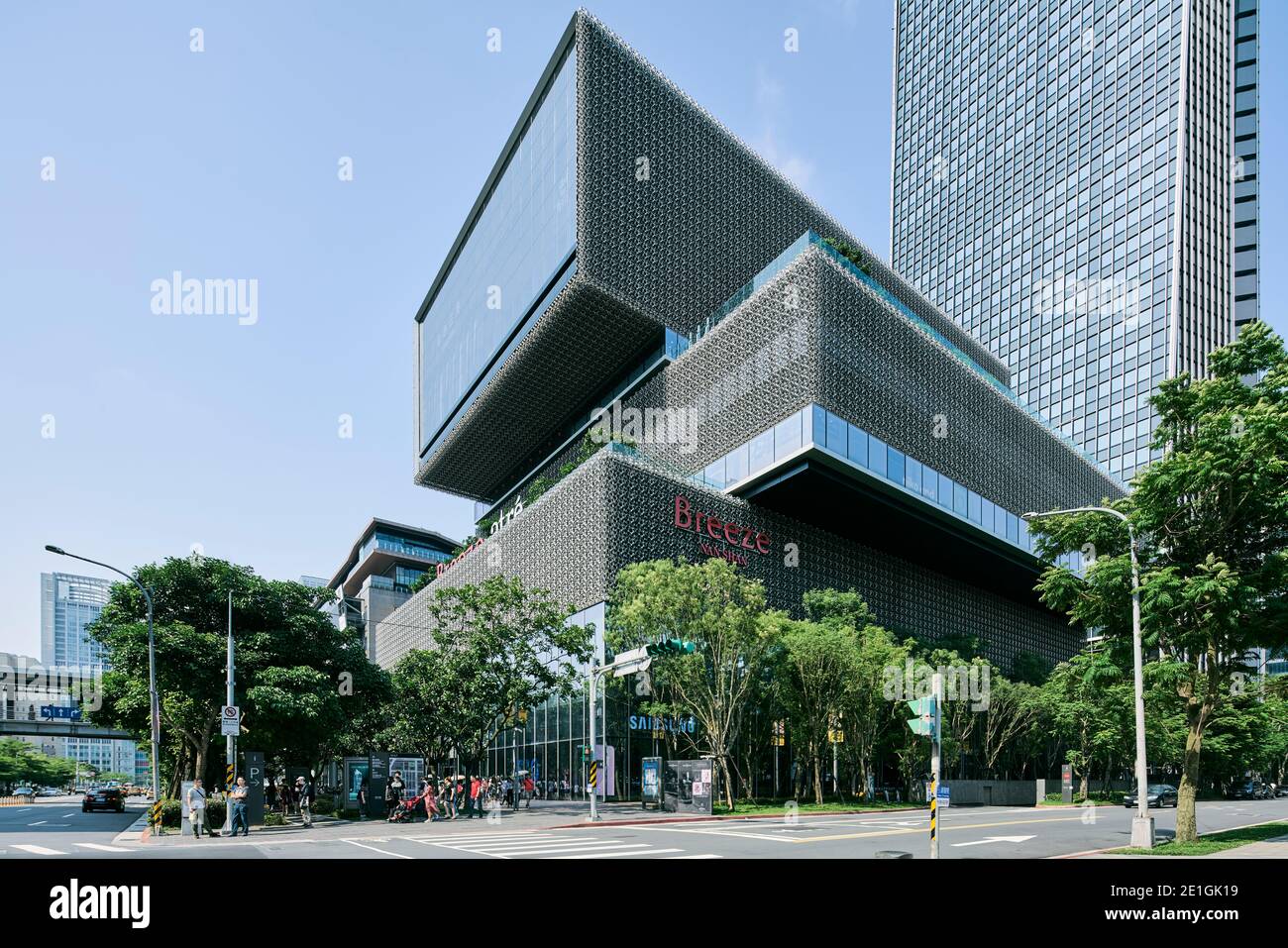 exterior-view-of-nanshan-plaza-a-mixed-use-development-with-office