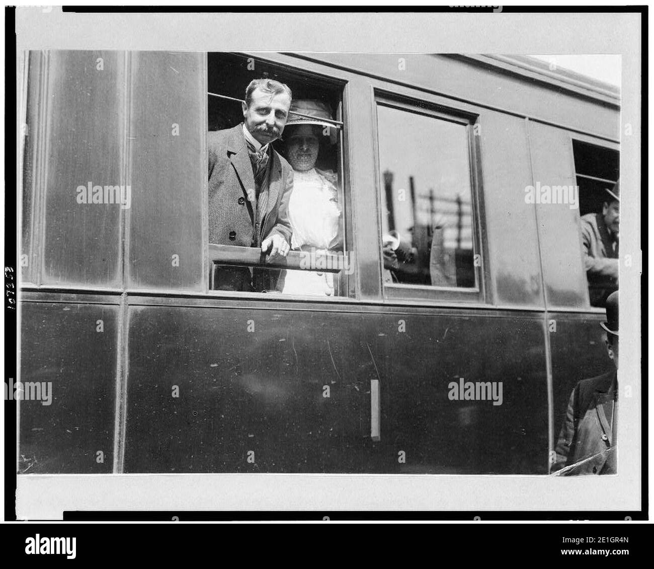 Louis Blériot on his return with wife on train from Calais to Paris Stock Photo