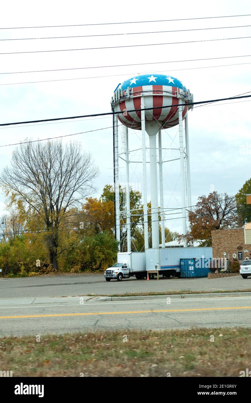 Patriotic painted water tower. Blaine Minnesota MN USA Stock Photo Alamy