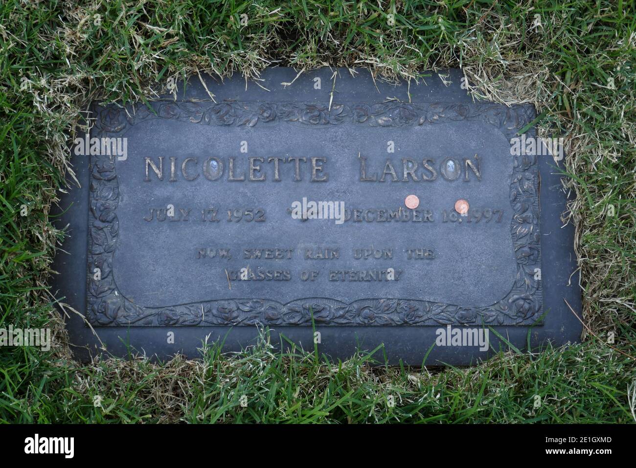Los Angeles, California, USA 29th December 2020 A general view of atmosphere of singer Nicolette Larson's Grave at Forest Lawn Hollywood Hills Memorial Park on December 29, 2020 in Los Angeles, California, USA. Photo by Barry King/Alamy Stock Photo Stock Photo