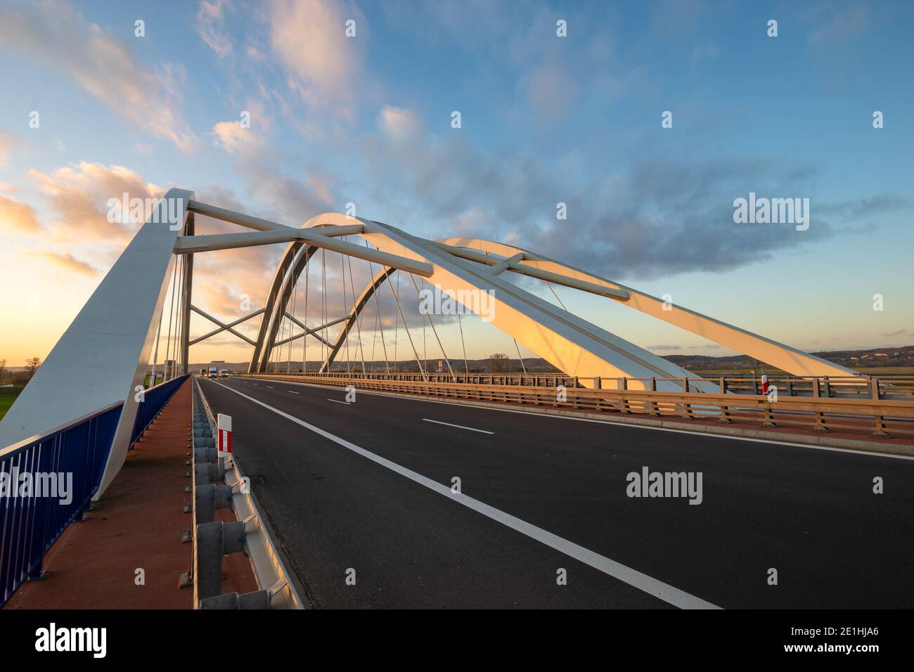 Construction highway bridge hi-res stock photography and images - Alamy