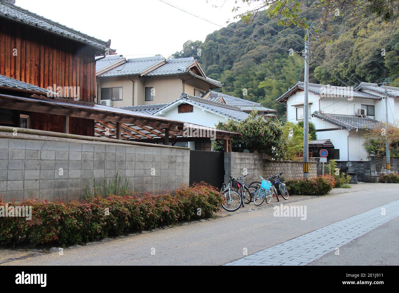 In the city of iwakuni hires stock photography and images Alamy