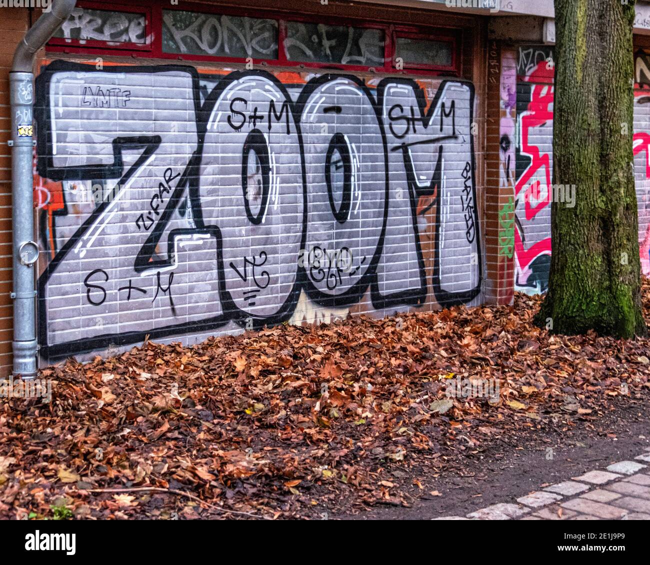 Graffiti parking hi-res stock photography and images - Alamy