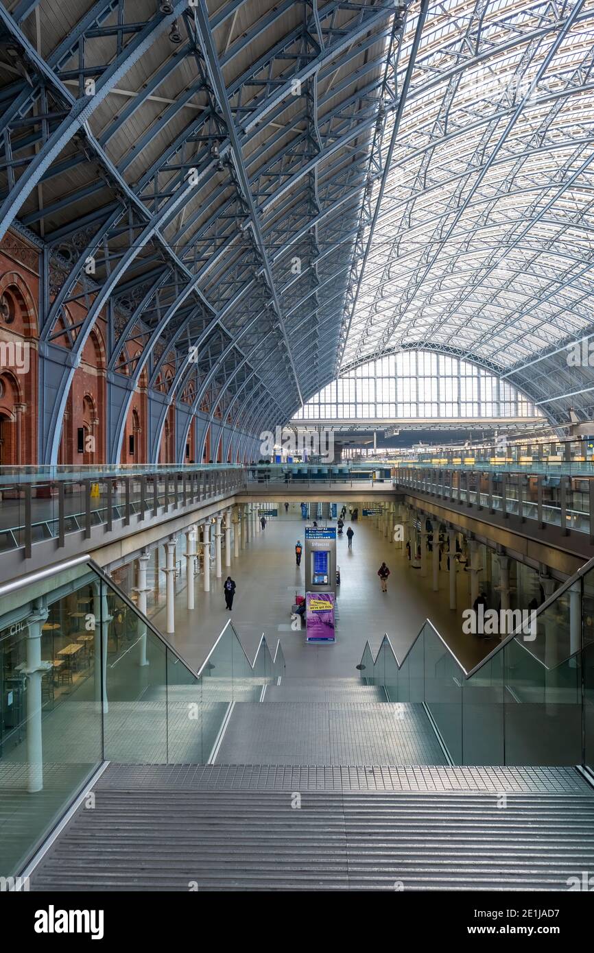 Lockdown London January 2021: St Pancras International Eurostar station almost empty of travellers during the third pandemic lockdown in England. Stock Photo