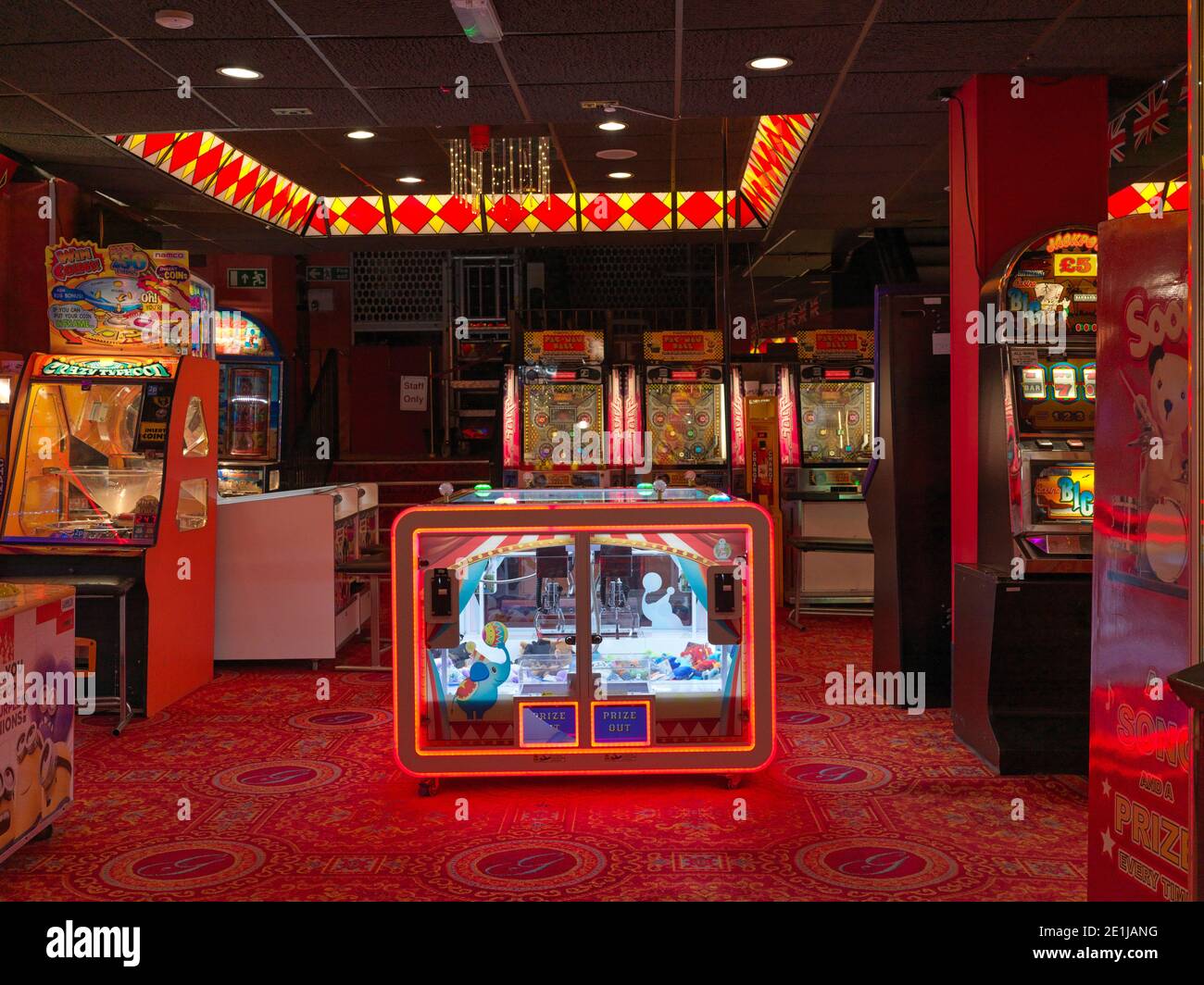 Amusement arcade interior hi-res stock photography and images - Alamy