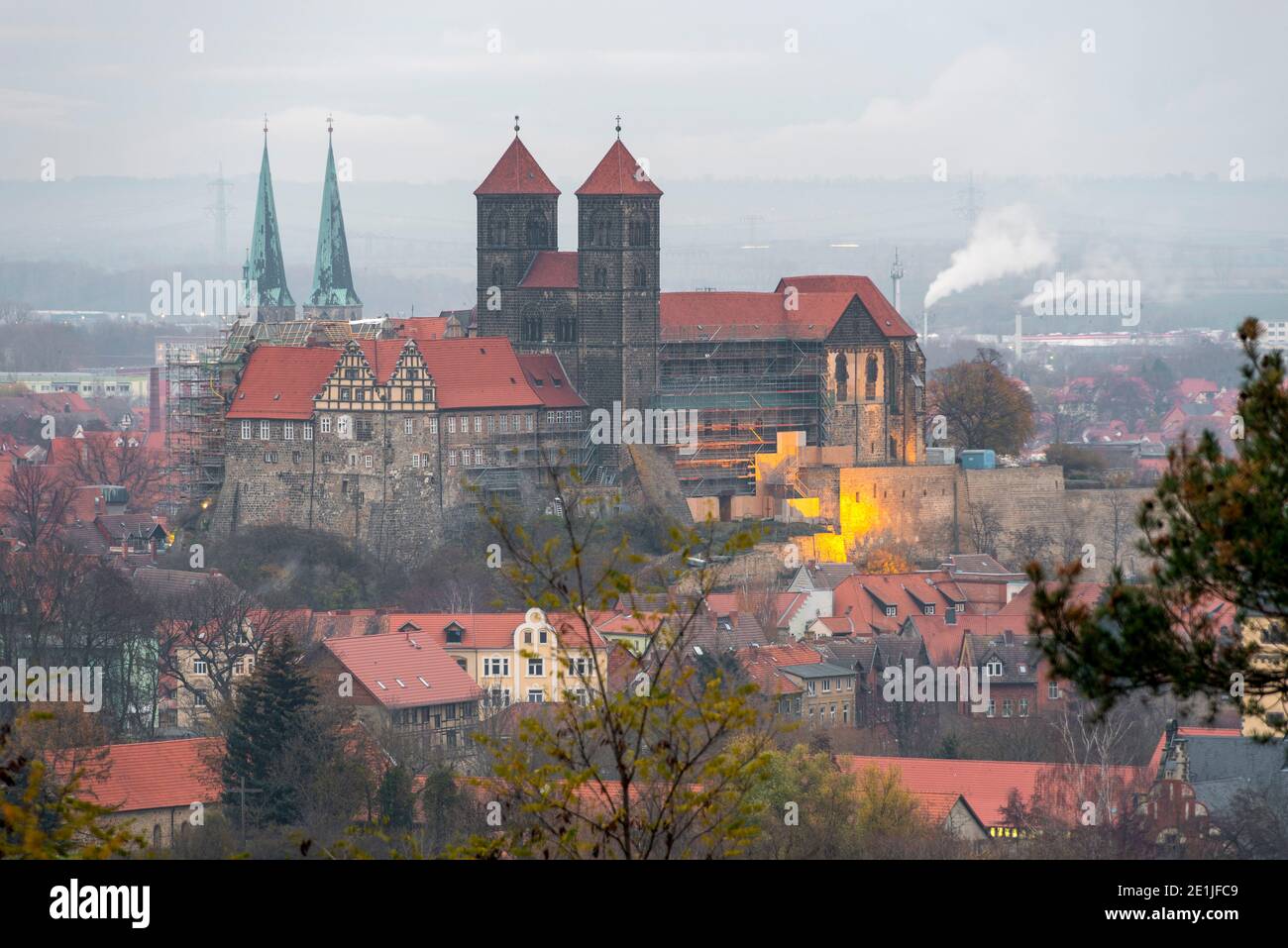 Quedlinburg, Germany. 29th Nov, 2020. The Quedlinburg Collegiate Church is enthroned on the Schlossberg. Extensive security measures are being carried out on the building. Several parts of the building are scaffolded. The collegiate church is a Unesco World Heritage Site. It was consecrated in 1129. Credit: Stephan Schulz/dpa-Zentralbild/ZB/dpa/Alamy Live News Stock Photo