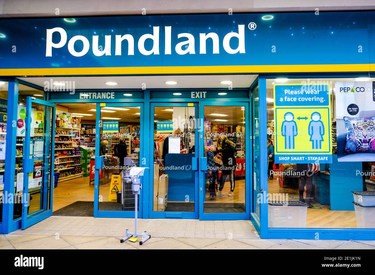 Poundland local hi res stock photography and images Alamy