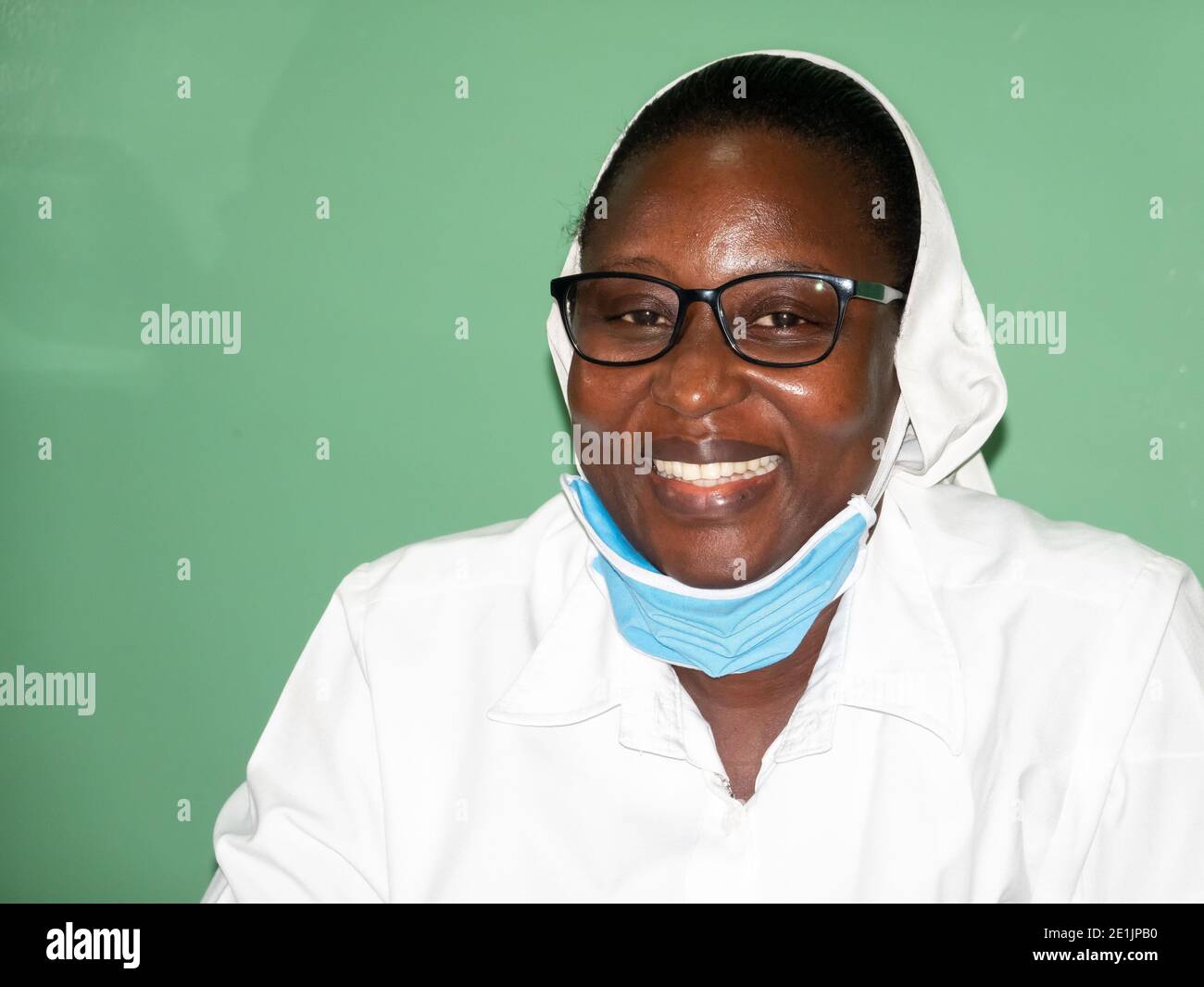 African nun covid 19 hi-res stock photography and images - Alamy