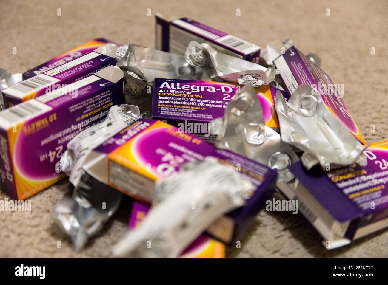 Lactose tablets hi-res stock photography and images - Alamy
