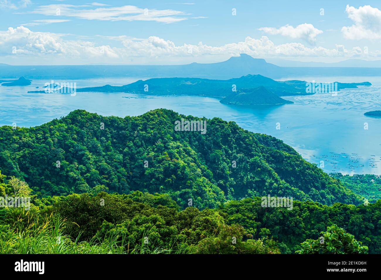 Tagaytay taal volcano hires stock photography and images Alamy