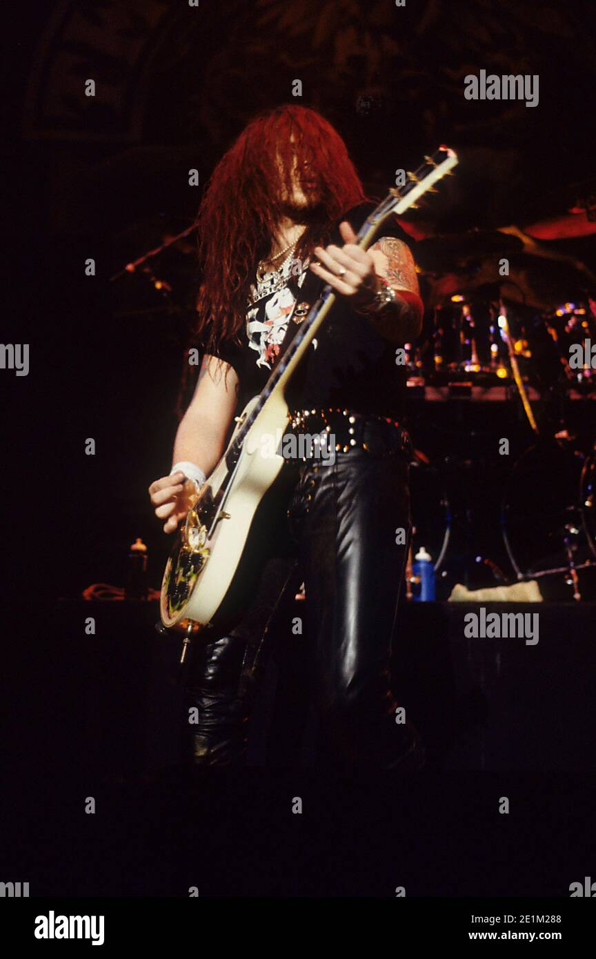Ricky Warwick from The Almighty live at the Marquee Club