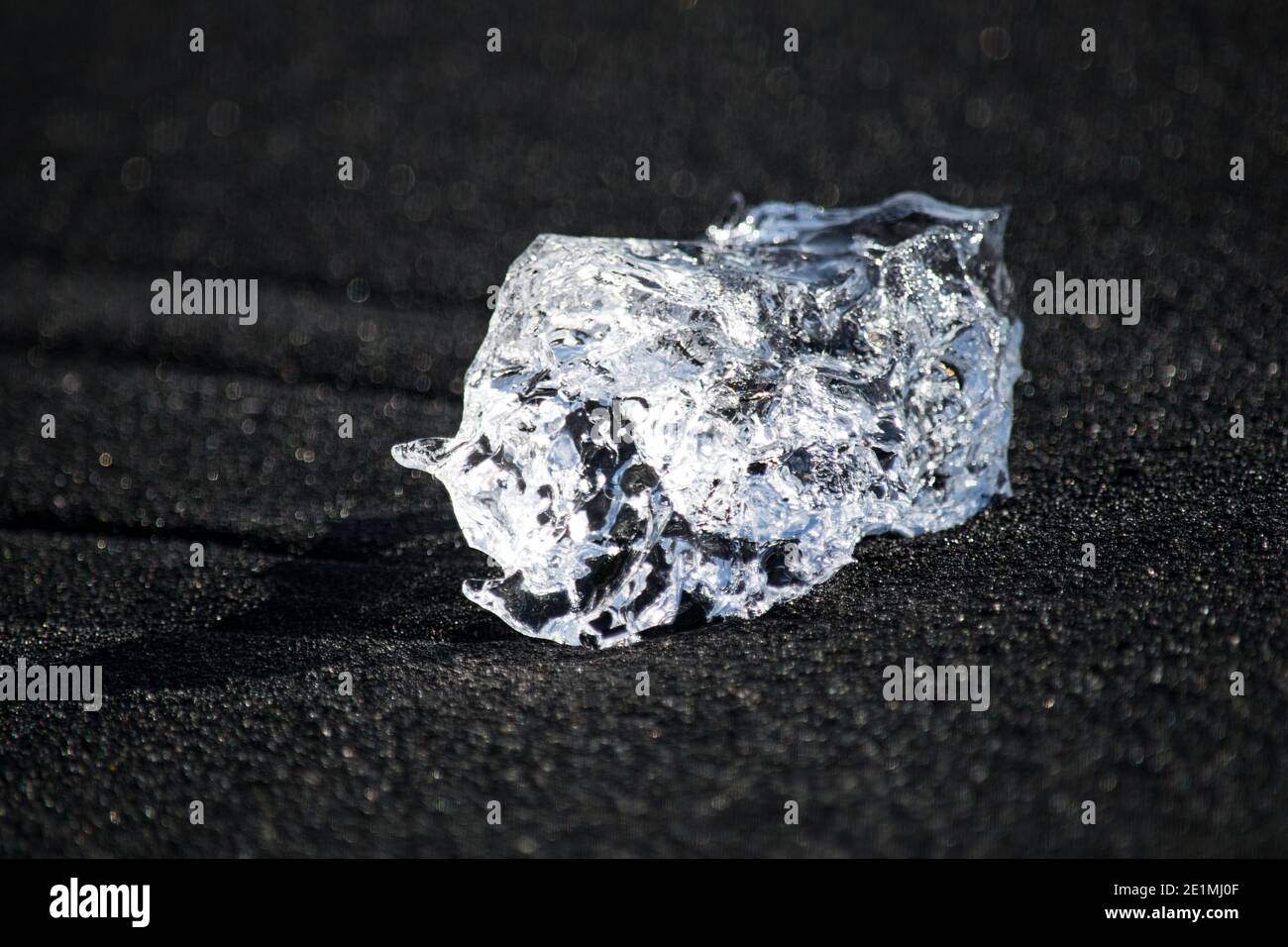 Beautiful diamond beach in iceland hi-res stock photography and images ...
