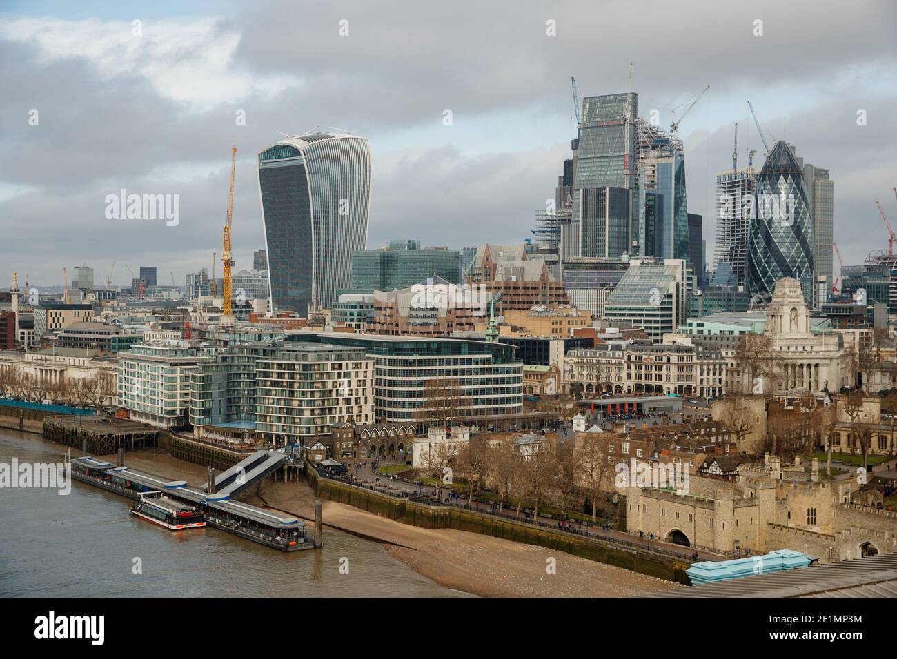 London city aerial sunny hi-res stock photography and images - Alamy