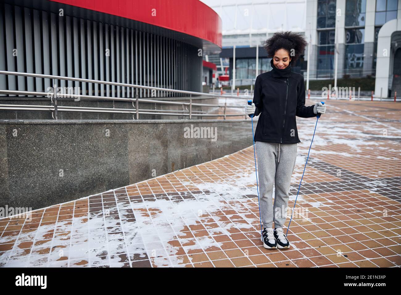 Rope dragging hi-res stock photography and images - Alamy