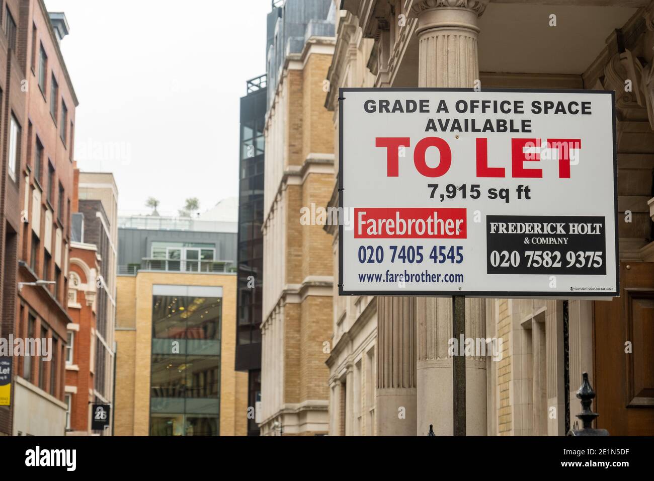 London- Estate agent sign advertising office space to let Stock Photo -  Alamy
