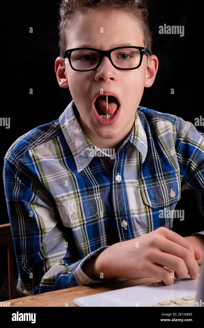 What Does A Toothpick In Mouth Mean at James Graham blog