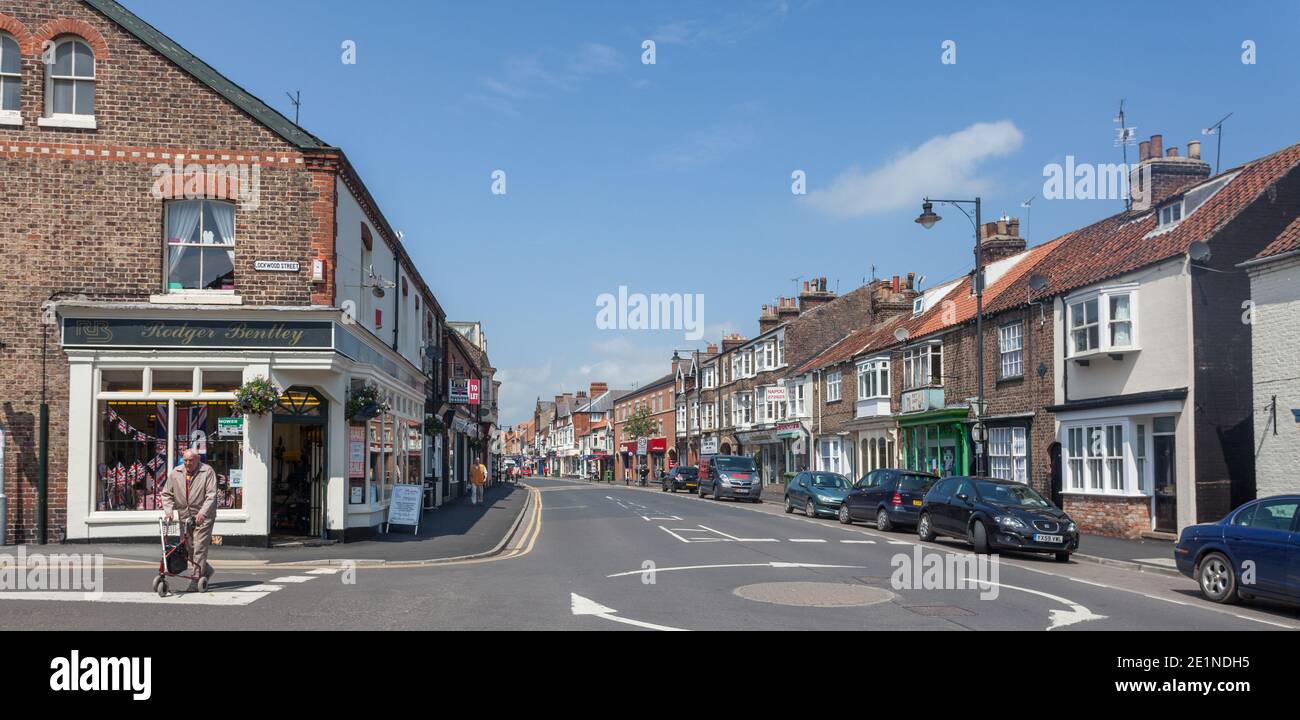 Sunny Summer view of Middle Street South in the centre of Driffield, East Yorkshire Stock Photo