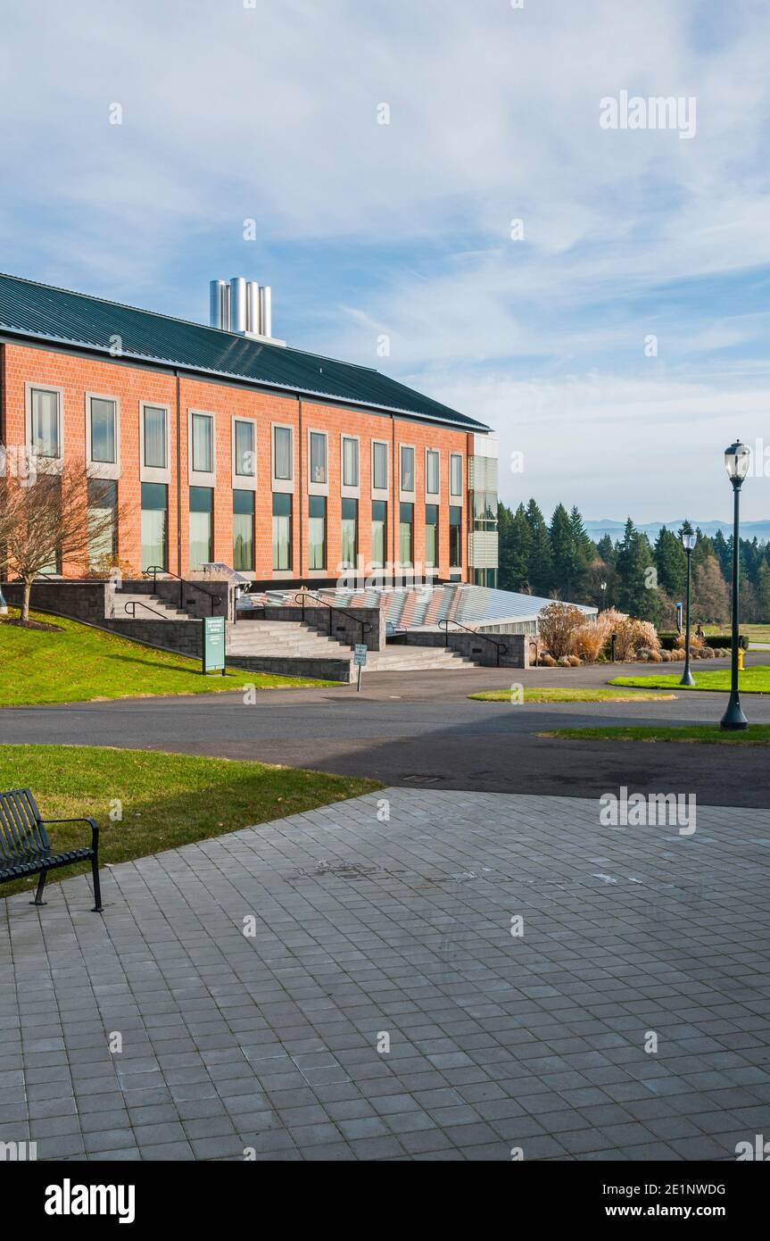 The Engineering and Life Sciences Building at the campus at WSU (Washington State University) at