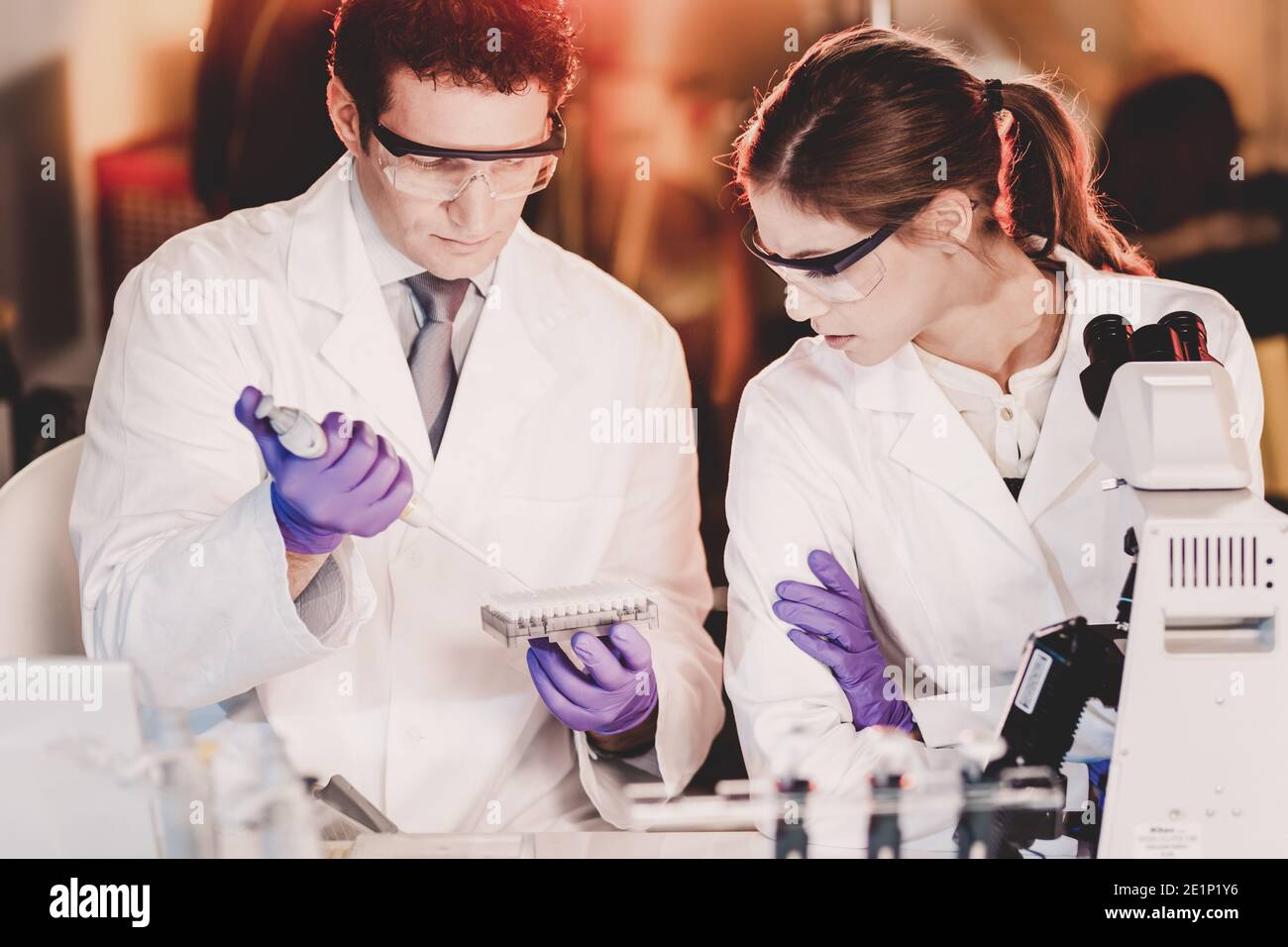 Science Lab Investigating Laboratory investigation hi-res stock photography and images - Alamy