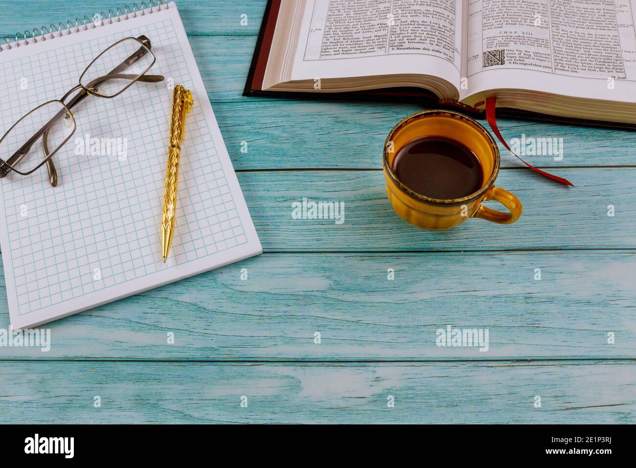 Studying Scriptires Coffee Computer Holy bible study hi-res stock photography and images - Alamy