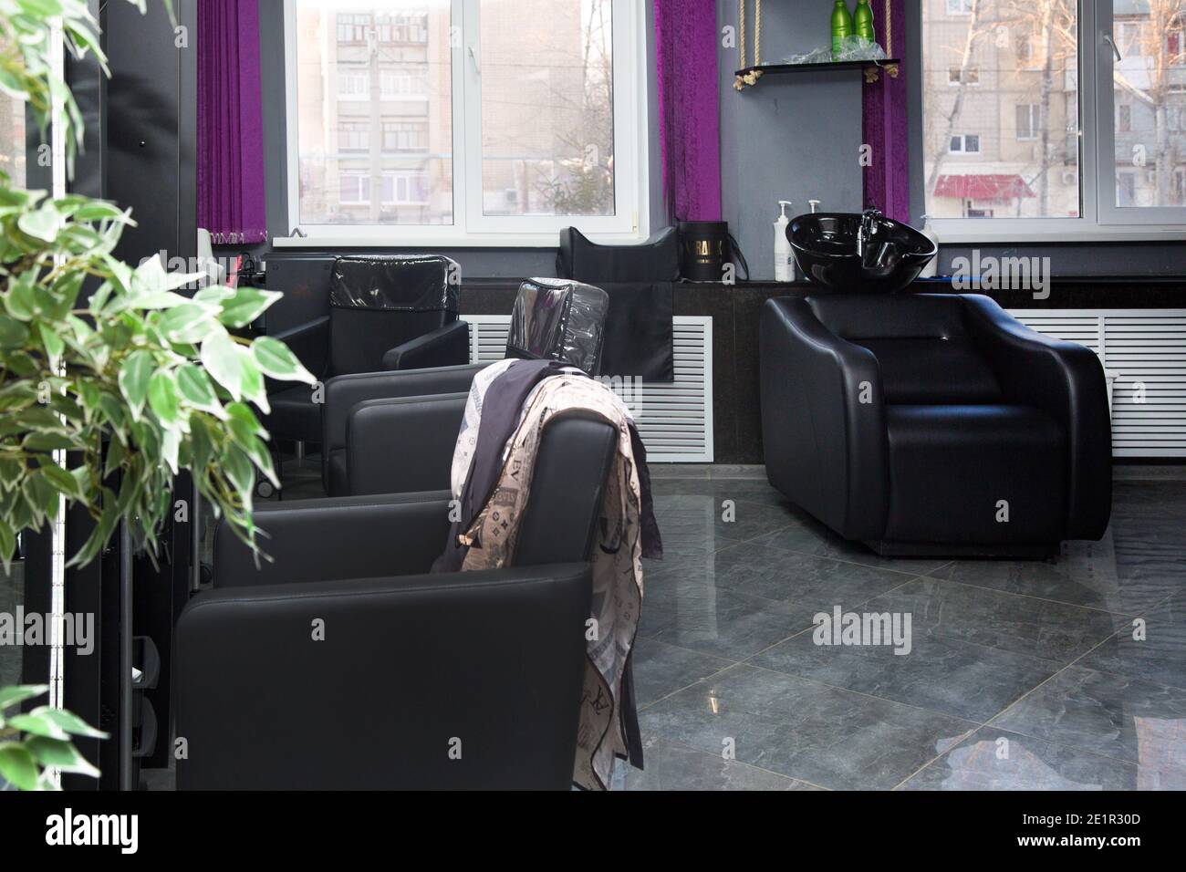 Empty Salon Chairs High Resolution Stock Photography and Images - Alamy