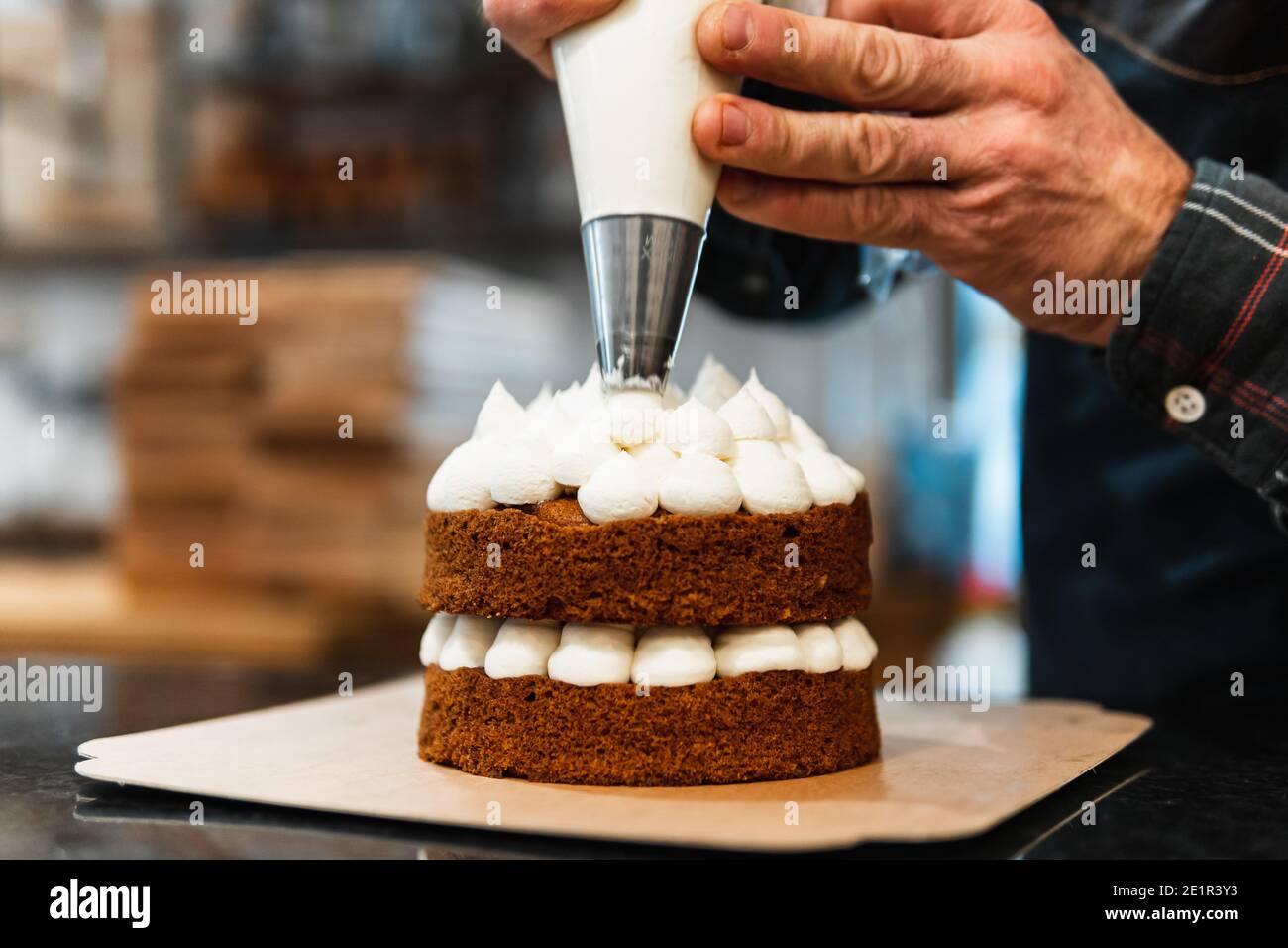 Pastry Chefs High Resolution Stock Photography And Images Alamy Pastry Chefs High Resolution Stock Photography And Images Alamy