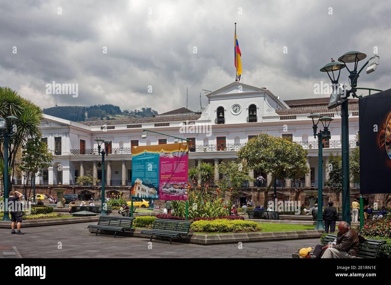 Carondelet Palace, seat of government, Independence Square, Plaza Grande, garden areas, green benches, 1790, 1801, cloudy sky, South America, Quito; E Stock Photo