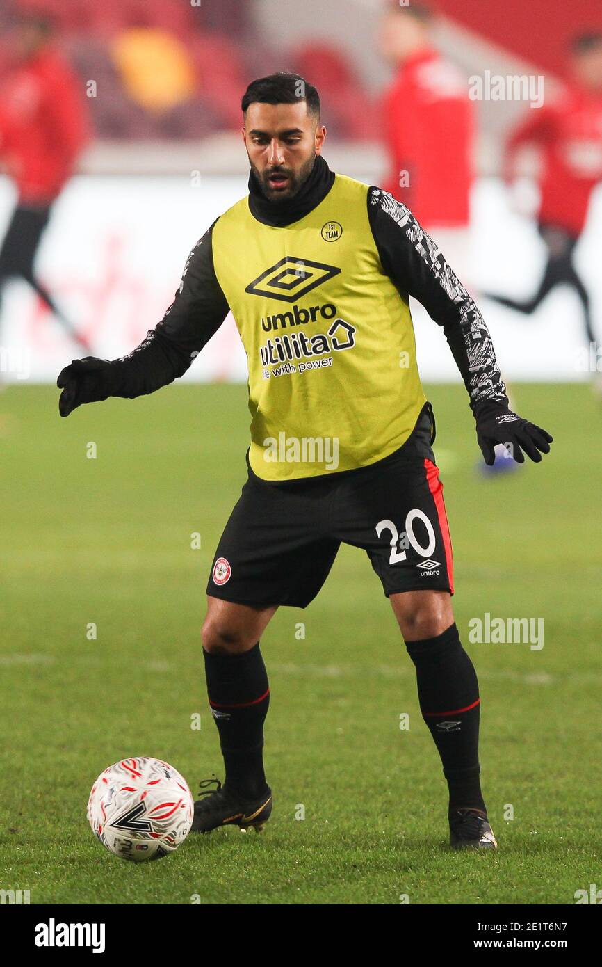 London, UK. 09th Jan, 2021. Saman Ghoddos of Brentford warms up during the The FA Cup 3rd Round match between Brentford and Middlesbrough at Brentford Community Stadium, London, England on 9 January 2021. Photo by Ken Sparks. Editorial use only, license required for commercial use. No use in betting, games or a single club/league/player publications. Credit: UK Sports Pics Ltd/Alamy Live News Stock Photo