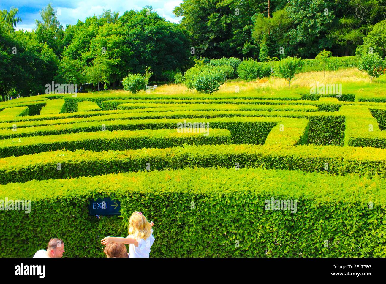 The Maze Grotto Leeds Castle vrogue.co