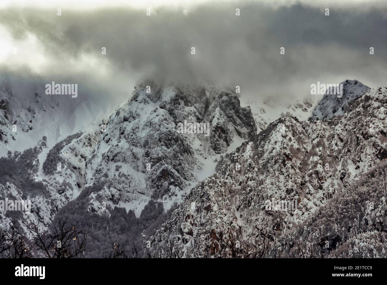 The snow-capped peaks of Camosciara in the Abruzzo Lazio and Molise National Park. Abruzzo, Italy, europe Stock Photo