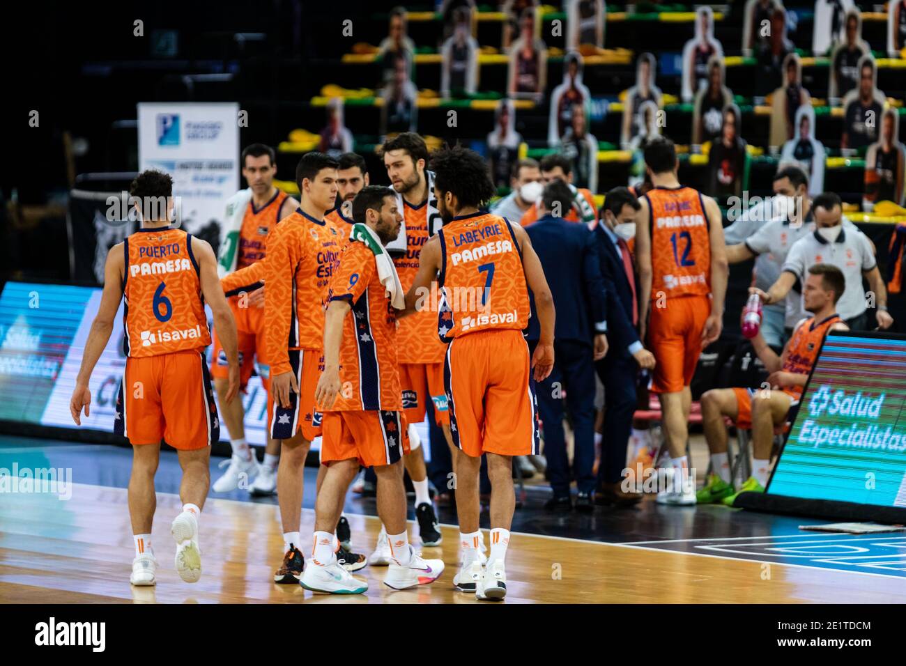 Bilbao, Basque Country, SPAIN. 9th Jan, 2021. Valencia players during the  Liga ACB week 19 game between Retabet Bilbao Basket and Valencia Basket  Club at Bilbao Arena Credit: Edu Del Fresno/ZUMA Wire/Alamy