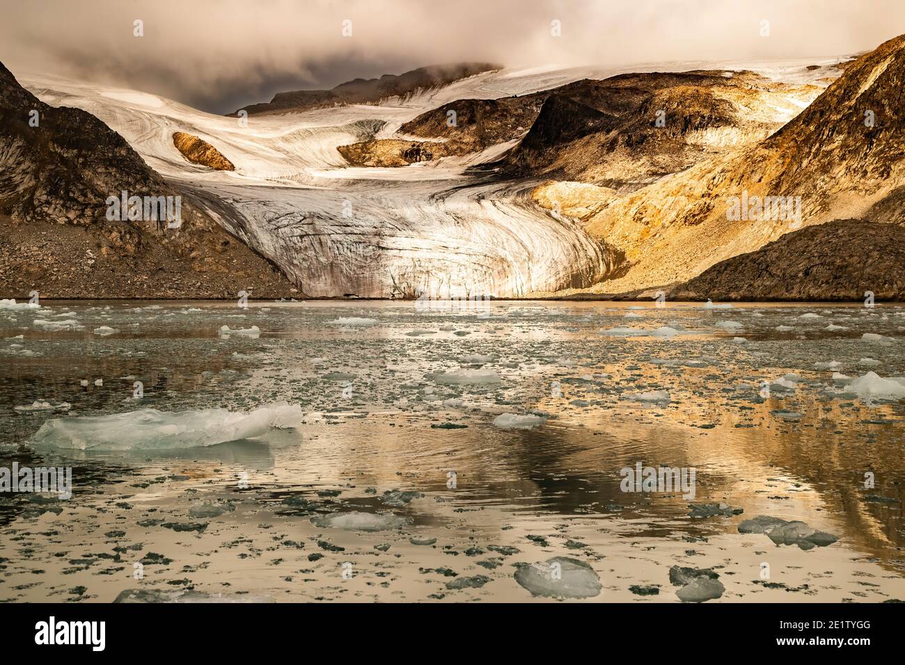 Bukta hi-res stock photography and images - Alamy